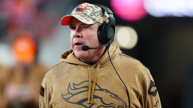 Denver Broncos head coach Sean Payton in the first quarter against the Minnesota Vikings at Empower Field at Mile High.